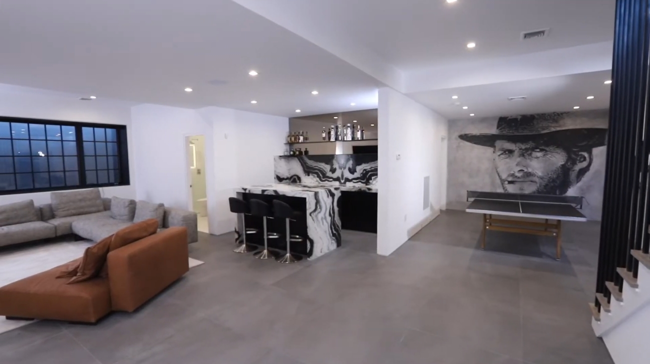 33 Photos vs. 989 Deerfield Rd, Water Mill, NY vs. Luxury Home Interior Design Tour