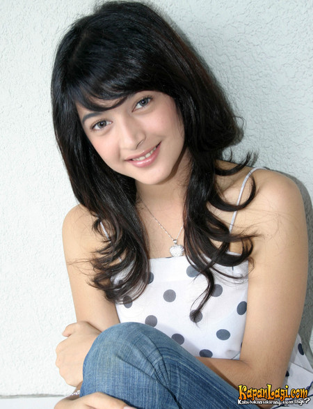 Indonesian Female Artist (update): July 2011