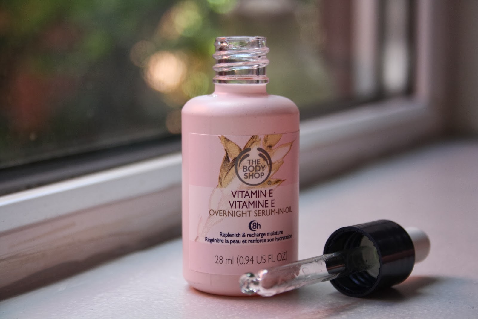 TootsBeauty Review The Body Shop Vitamin E Overnight SerumInOil