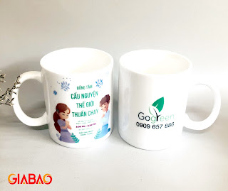 Ly sứ với lời chúc yêu thương làm tan chảy tan chảy phái nữ.