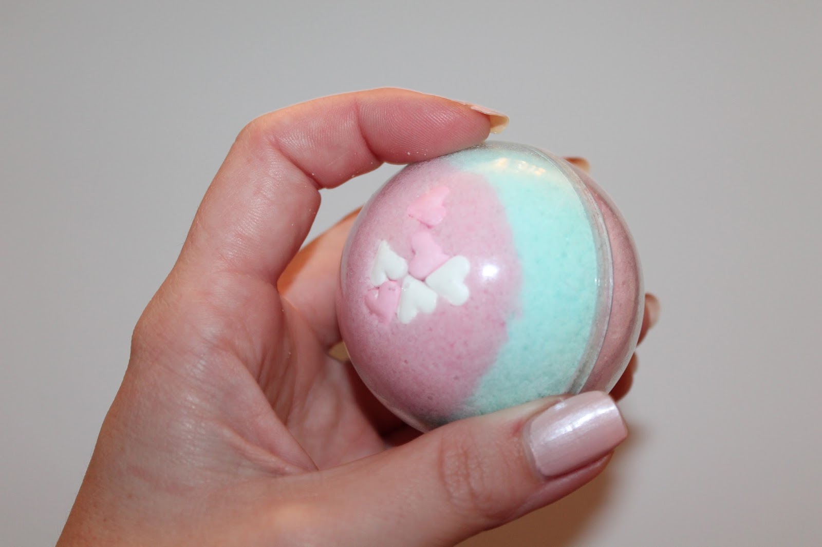 DIY bunte Badekugeln in rosa und blau - DIYCarinchen – DIY & Food Blog