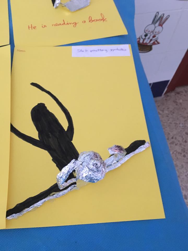 OUR ENGLISH CLASS Art and crafts about actions