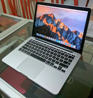 MacBook Pro 12,1 Retina (13-inch, Early 2015)