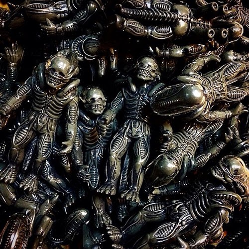 Pearlescent Grey with Black Rub Alien Xenomorph “Big Chap” Popy Soft Japanese Vinyl Figure by Super7 & Secret Base