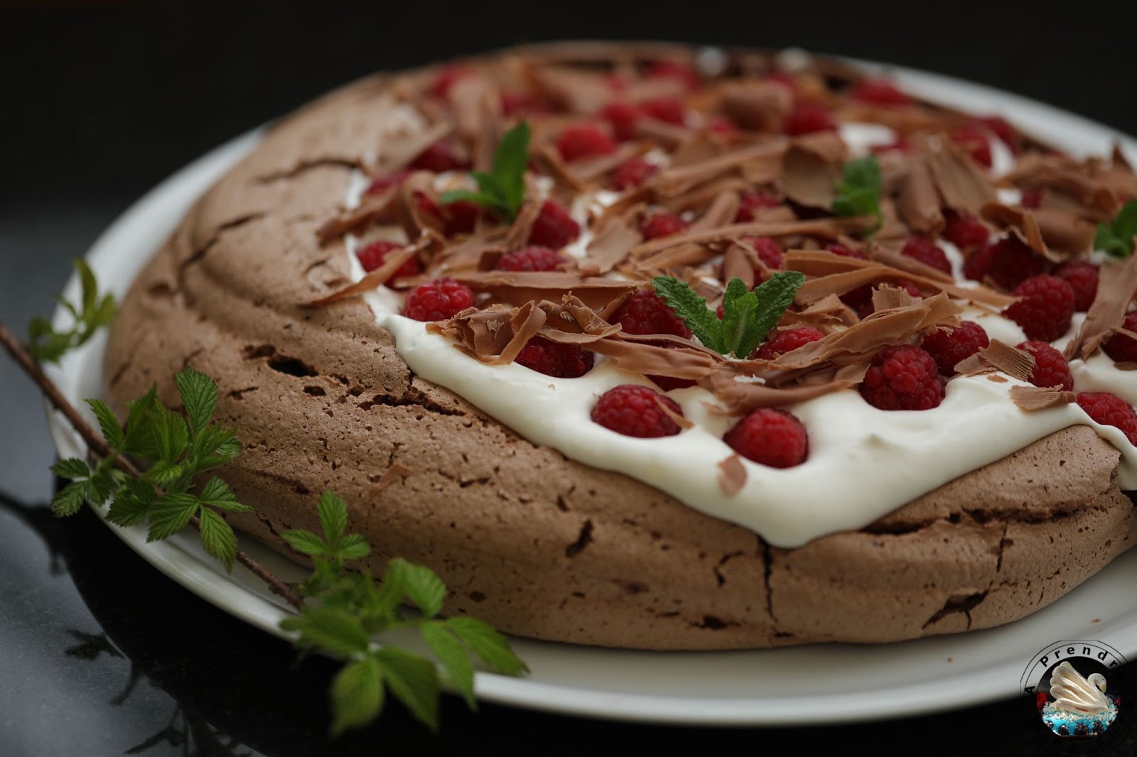 Pavlova au chocolat et aux framboises A Prendre Sans Faim