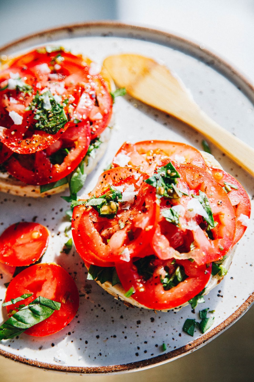 This Rawsome Vegan Life PERFECT BREAKFAST BAGELS with TOMATOES & BASIL