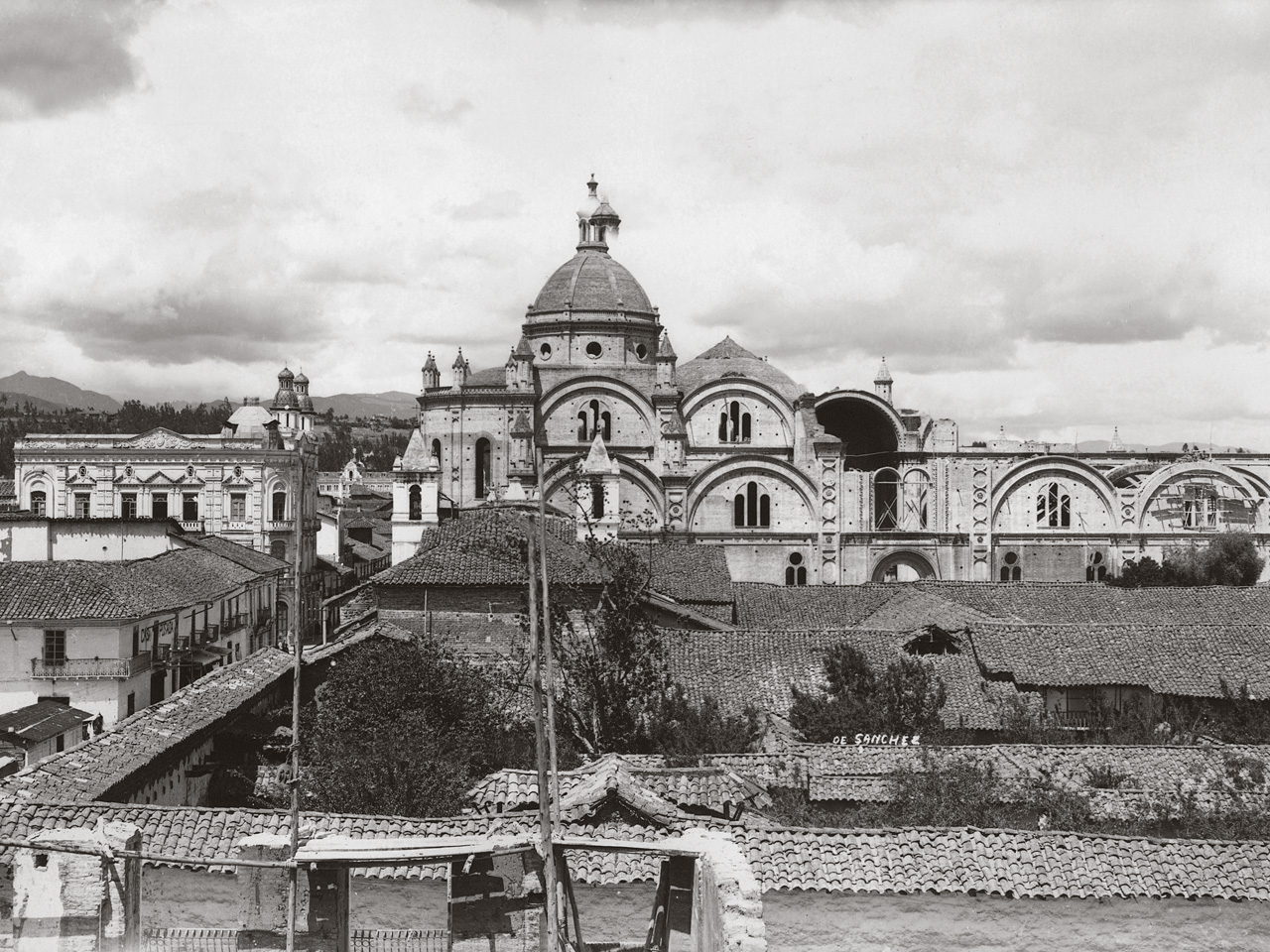 Cuenca Una ciudad detenida en su Historia FOTOS INEDITAS DEL CUENCA