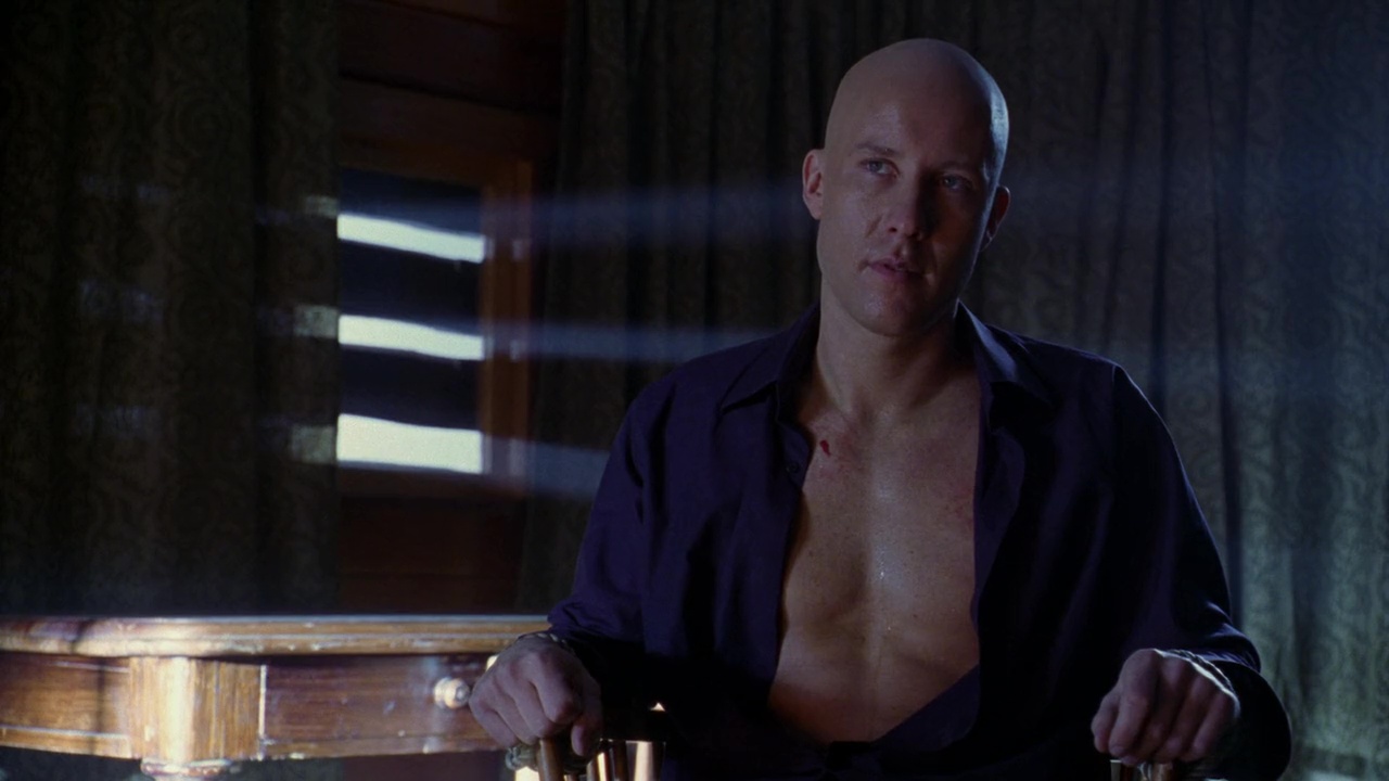 Michael Rosenbaum shirtless in Smallville 4-21 "Forever" .