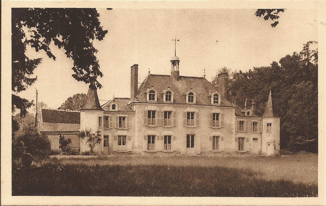 Château des Tourelles - Cour-Cheverny