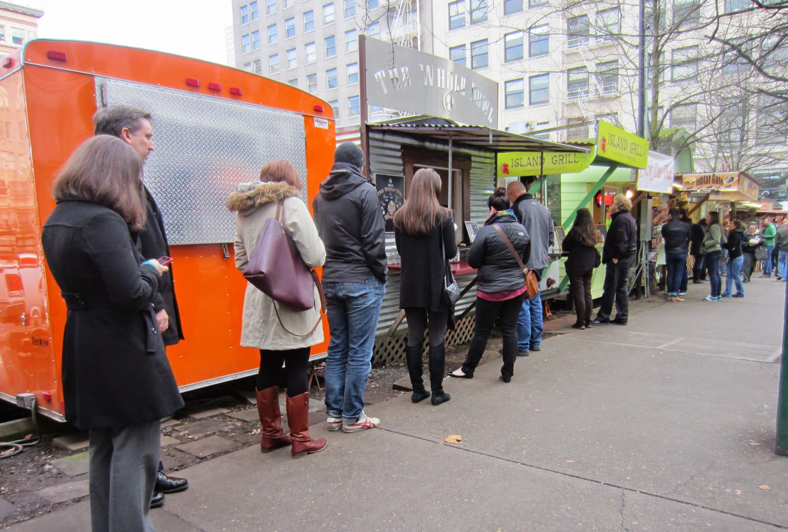 Souvenir Chronicles PORTLAND FOOD CARTS