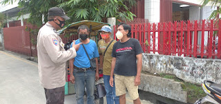 Patroli PPKM , Bhabinkamtibmas Melayu Imbau Warga Patuhi Protokol Kesehatan