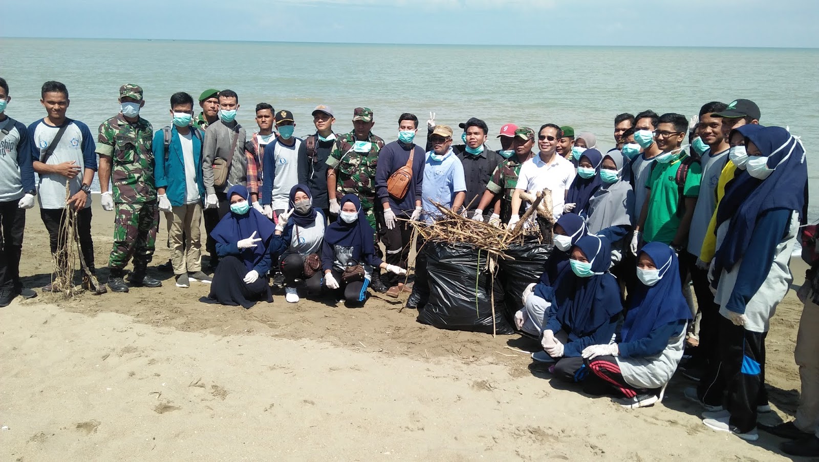 Peduli Pantai Genbi Iain Lhokseumawe Laksanakan Go Clean Dan Health Portal Berita Kampus