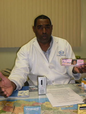 Crema haitiana que se vende en el Suroeste provoca efectos secundarios, denuncia Polibio Batista.