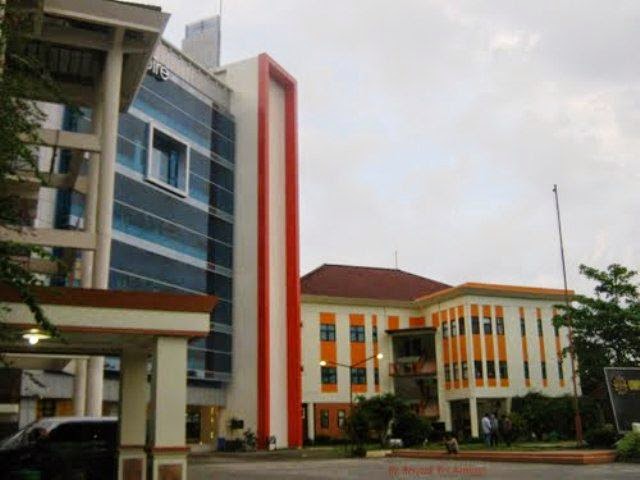 Penerimaan Mahasiswa Baru Kuliah Karyawan "Kampus - Kampus /PTS Se-Jawa