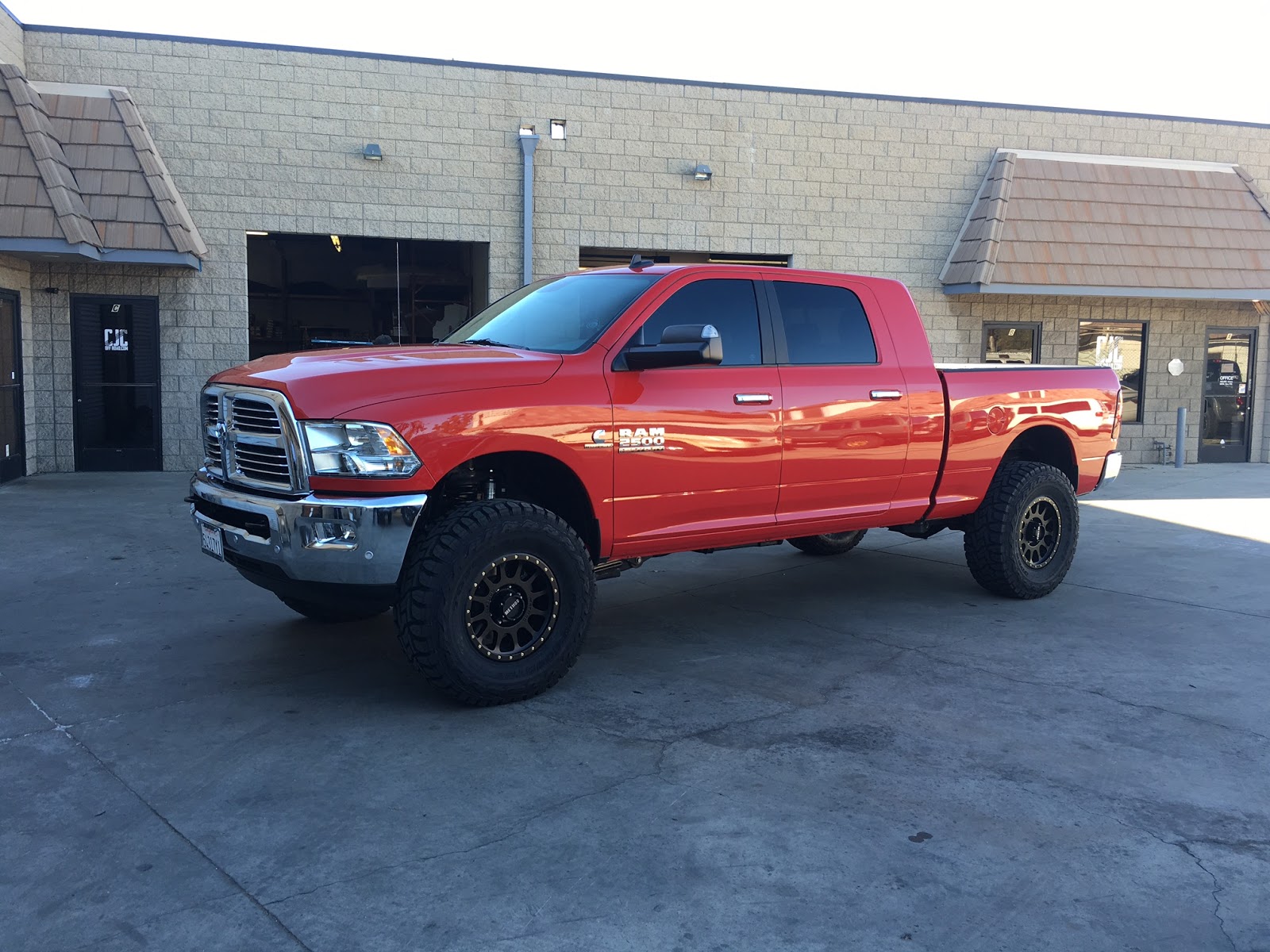 Dodge Ram 6500