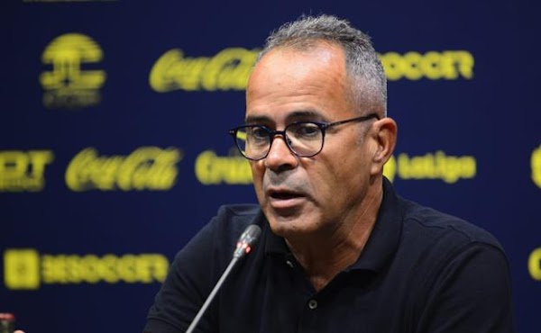 Álvaro Cervera - Cádiz -: "Lo del Málaga se resuelve ganando, con un resultado"