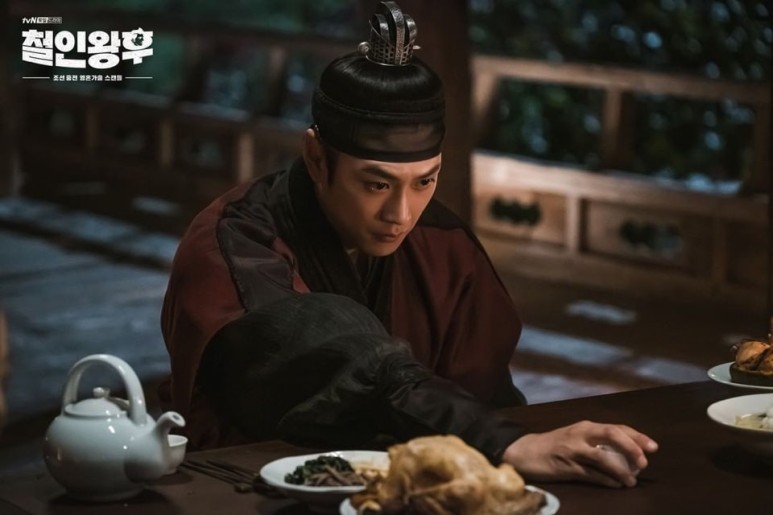 피지컬 진짜 개쩌는 남자 배우 | 인스티즈