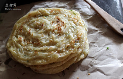 Scallion pancake 葱油饼