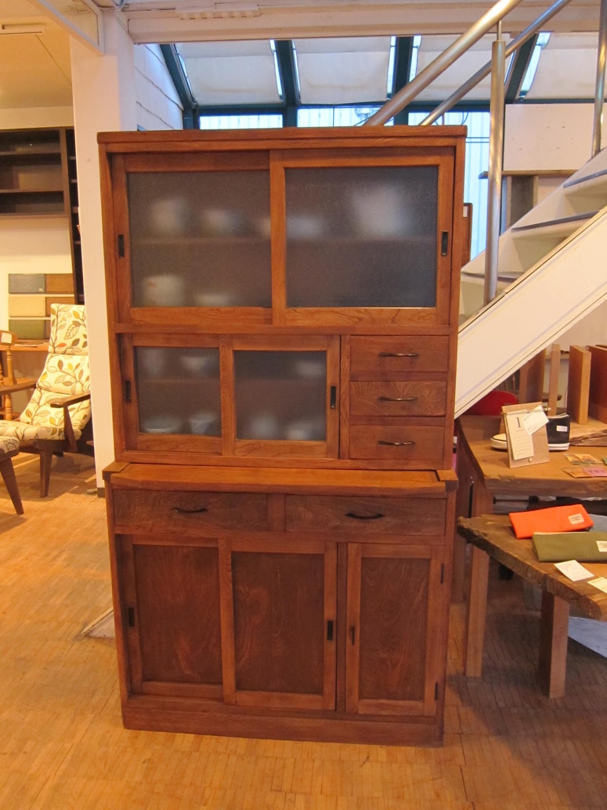 Yanagi Woodworks USED食器棚リメイク
