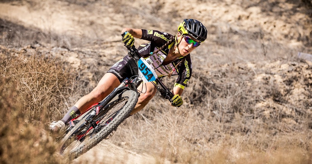 Outdoor Fitness Coach Chi Planken