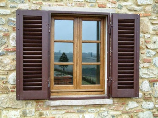 Shutters in wood &#8211; protection and style!