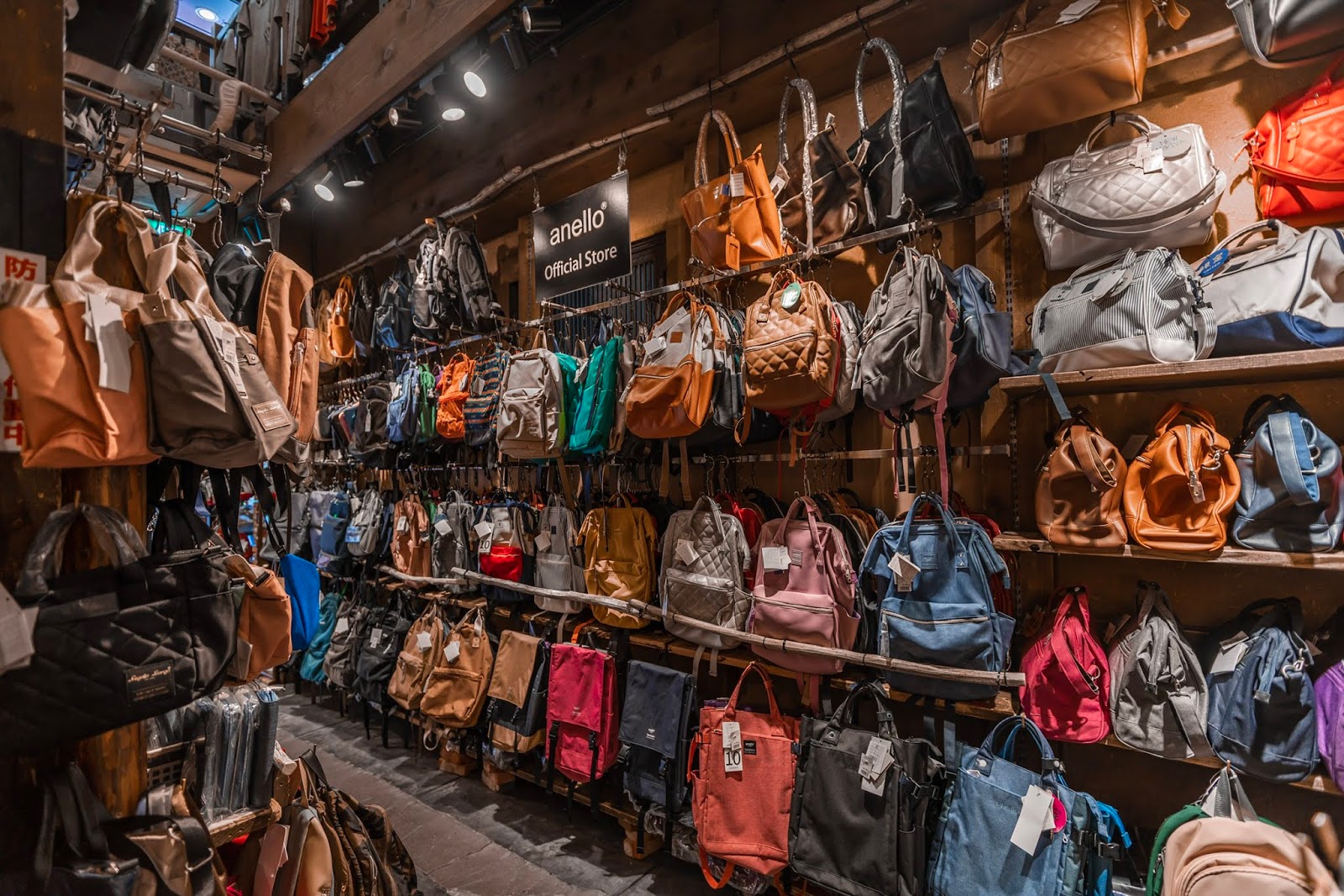 The Best Souvenir Shop in Ueno MAGAZINES Stella Lee ☆ Indonesia