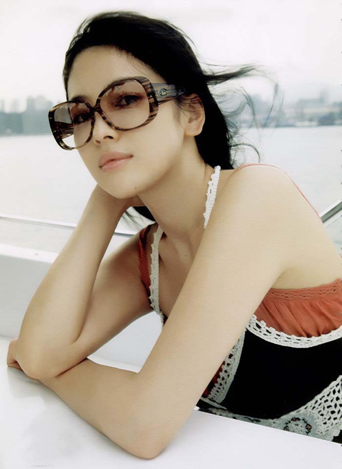Biodata Dan Foto Song Hye Kyo Celebsup