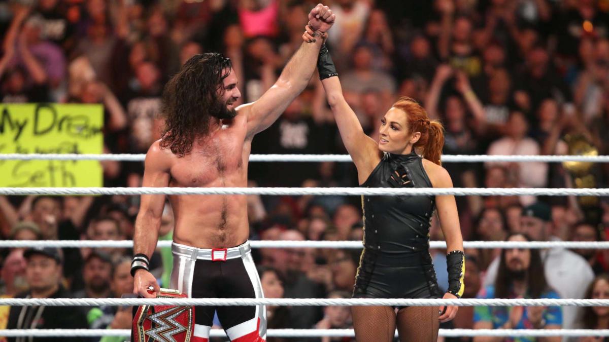 WWE Angola - Seth Rollins anuncia que ele e Becky Lynch se