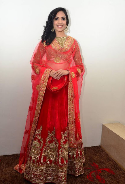 Ritu Varma Long Hair In Indian Traditional Red Dress 4