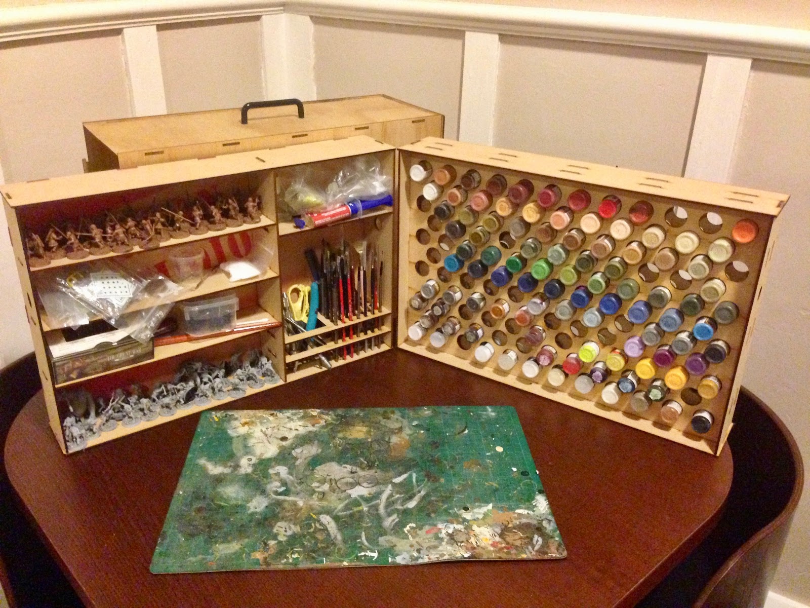 Wargaming with Barks Terran Studios portable hobby paint rack