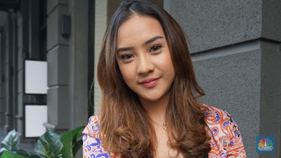 Selebgram Sukses Anya Geraldine Selebgram Sukses Anya Geraldine