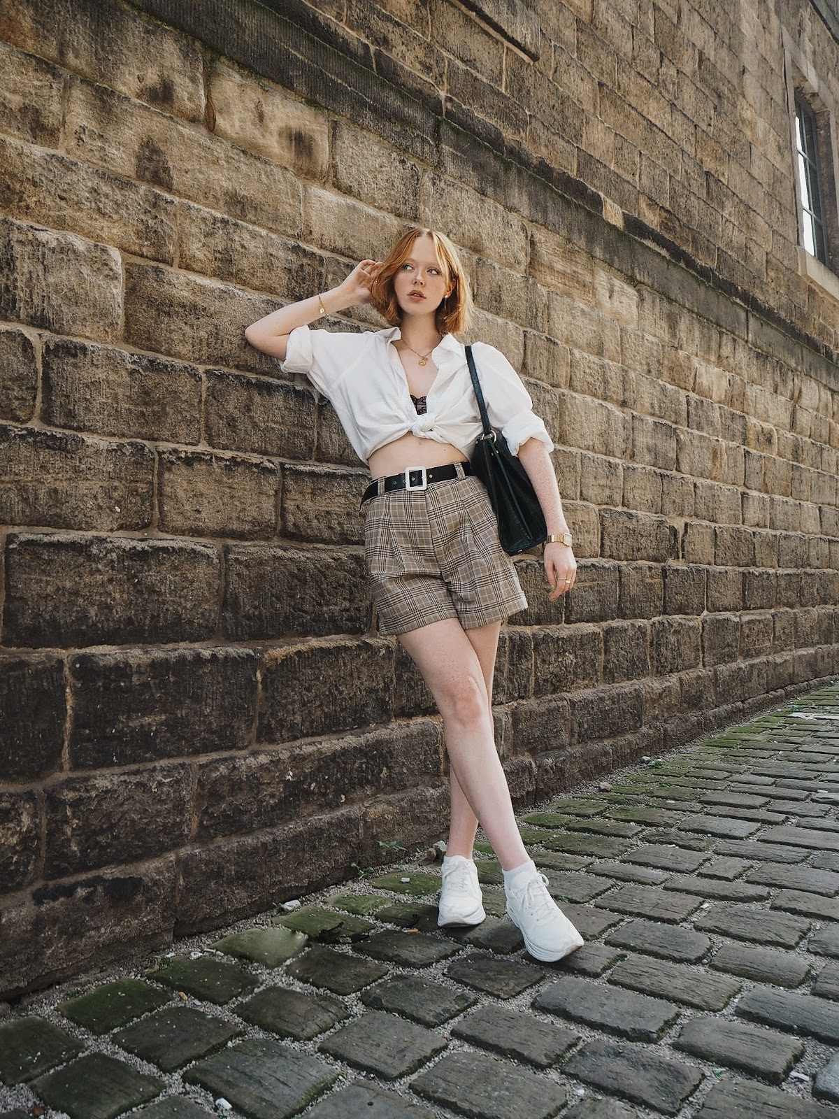 White Shirts & Sunny Heatwaves | Holly Rebecca White