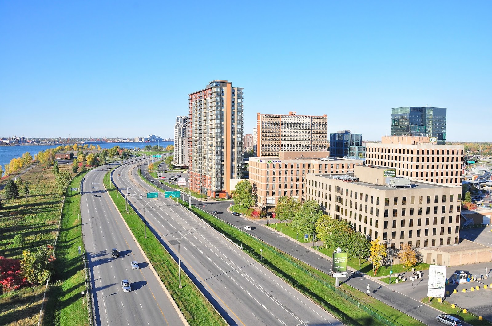 5five5 Longueuil (Canada)