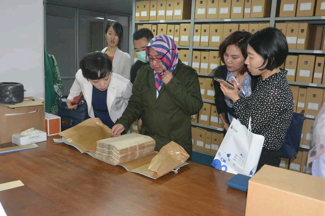 Sikap Dasar Pustakawan Yang Harus Di Miliki Wawasanku