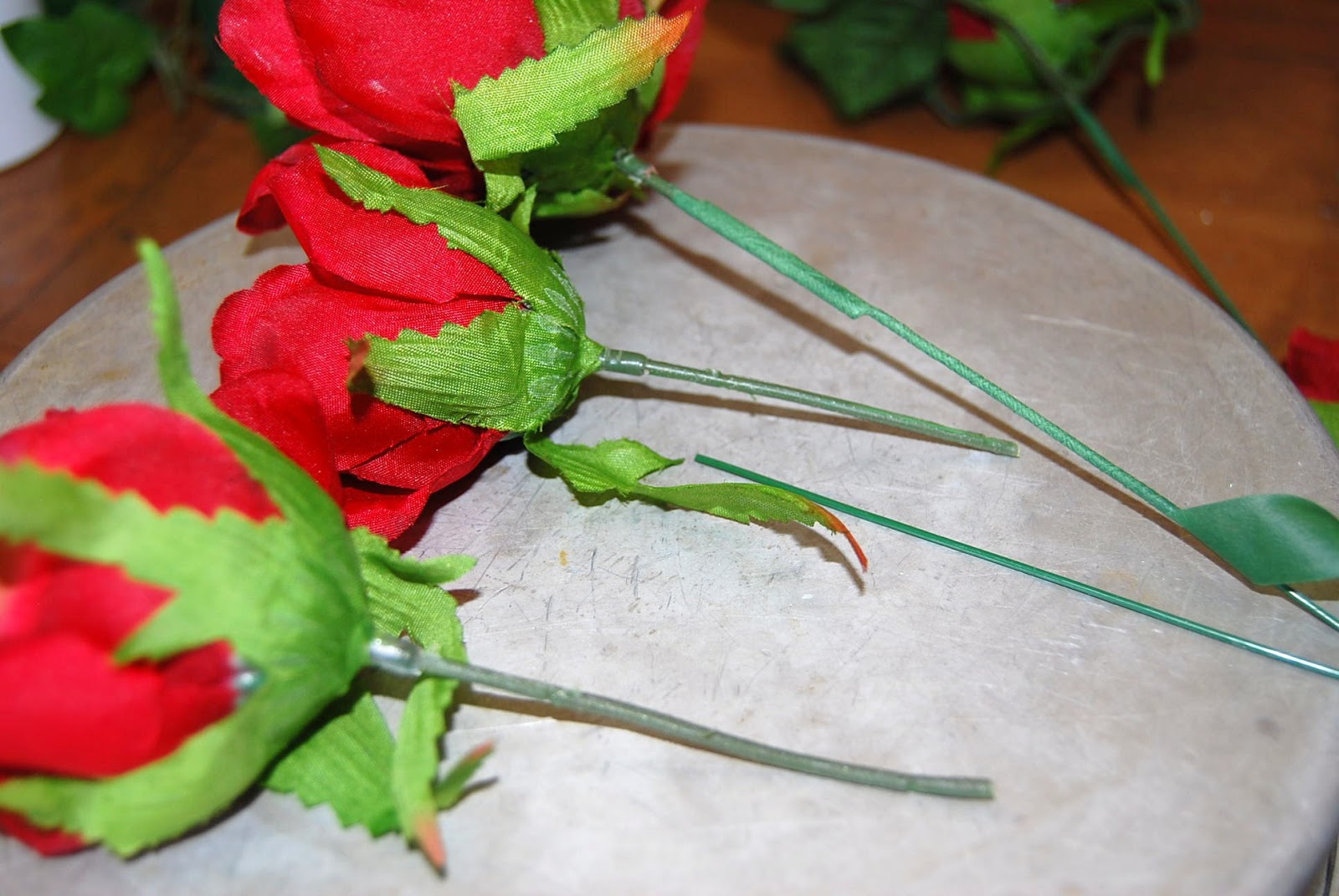 Define Your Sign How to Make Floral Cake Toppers