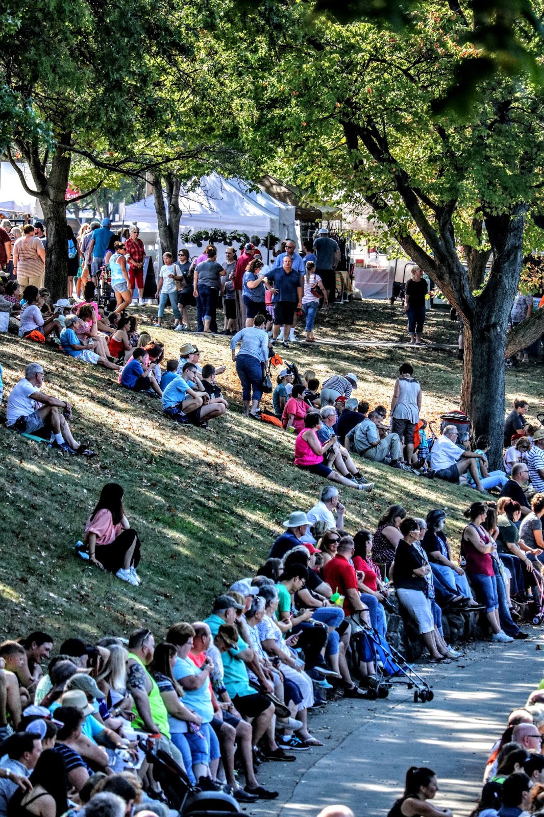 Crowds At The Mums Festival