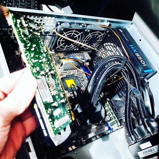 How to use your NVidia Graphics Card in VMware Passthrough mode (Bypass