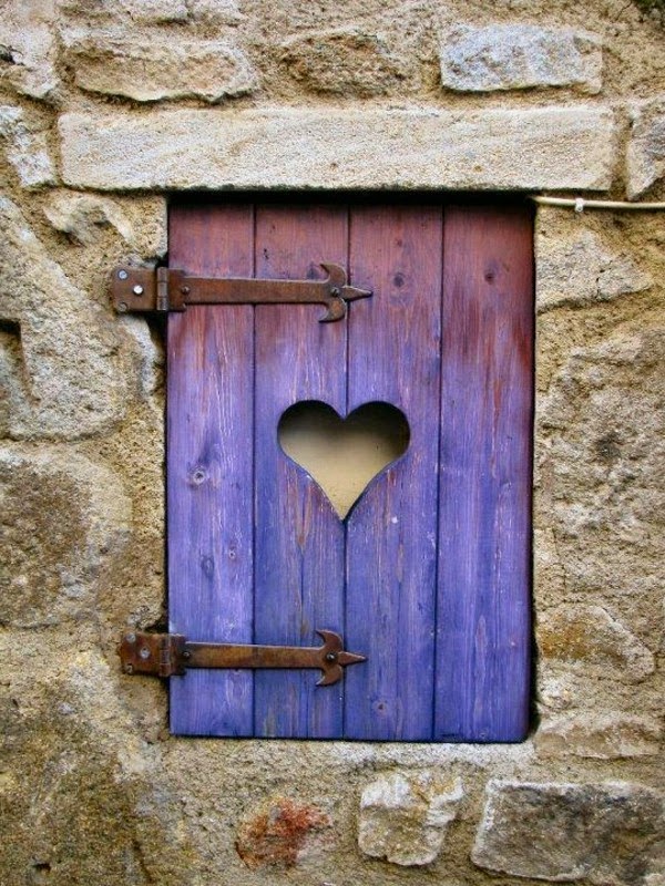 Shutters in wood &#8211; protection and style!