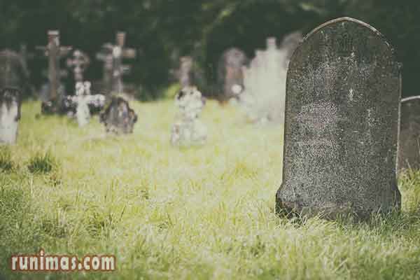 Bacaan Doa Ziarah Kubur Pendek Singkat Dan Lengkap Runimas