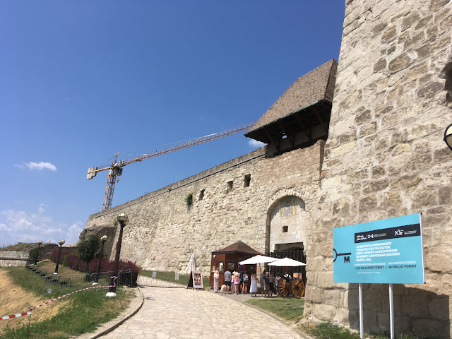 Muzeum historii Castle of Eger, wzgórze zamkowe, mury obronne