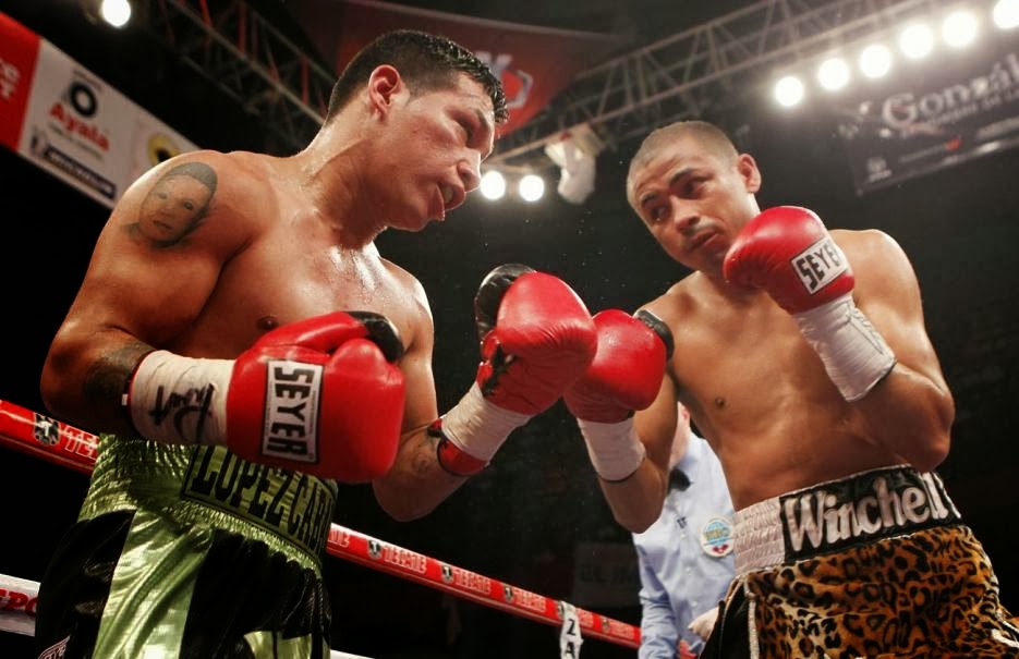 дмитрий бивол победил канело альвареса. бой канело бивол. натан клеверли. 2011 год бокс. дмитрий бивол сауль альварес.