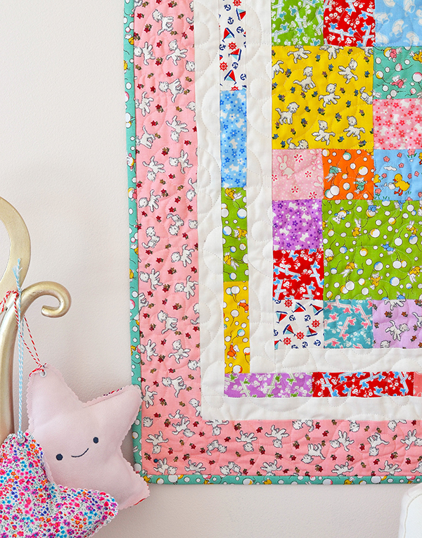 Down Grapevine Lane 'Toy Chest' Cot Quilt Tutorial