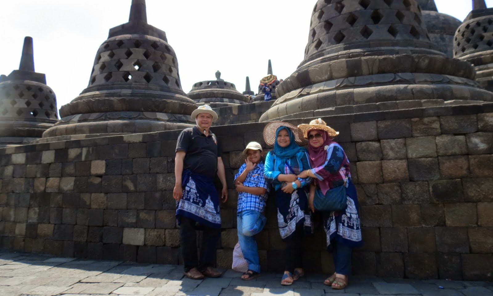 Bergaya di Candi Borobudur. 2015