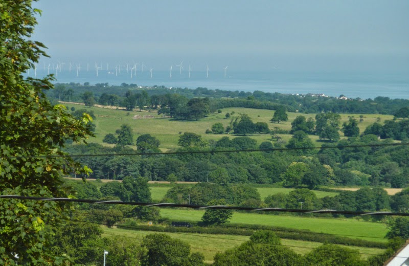 Gingerbenn's Days Out CELYN VILLA B&B, CARMEL, HOLYWELL, FLINTSHIRE