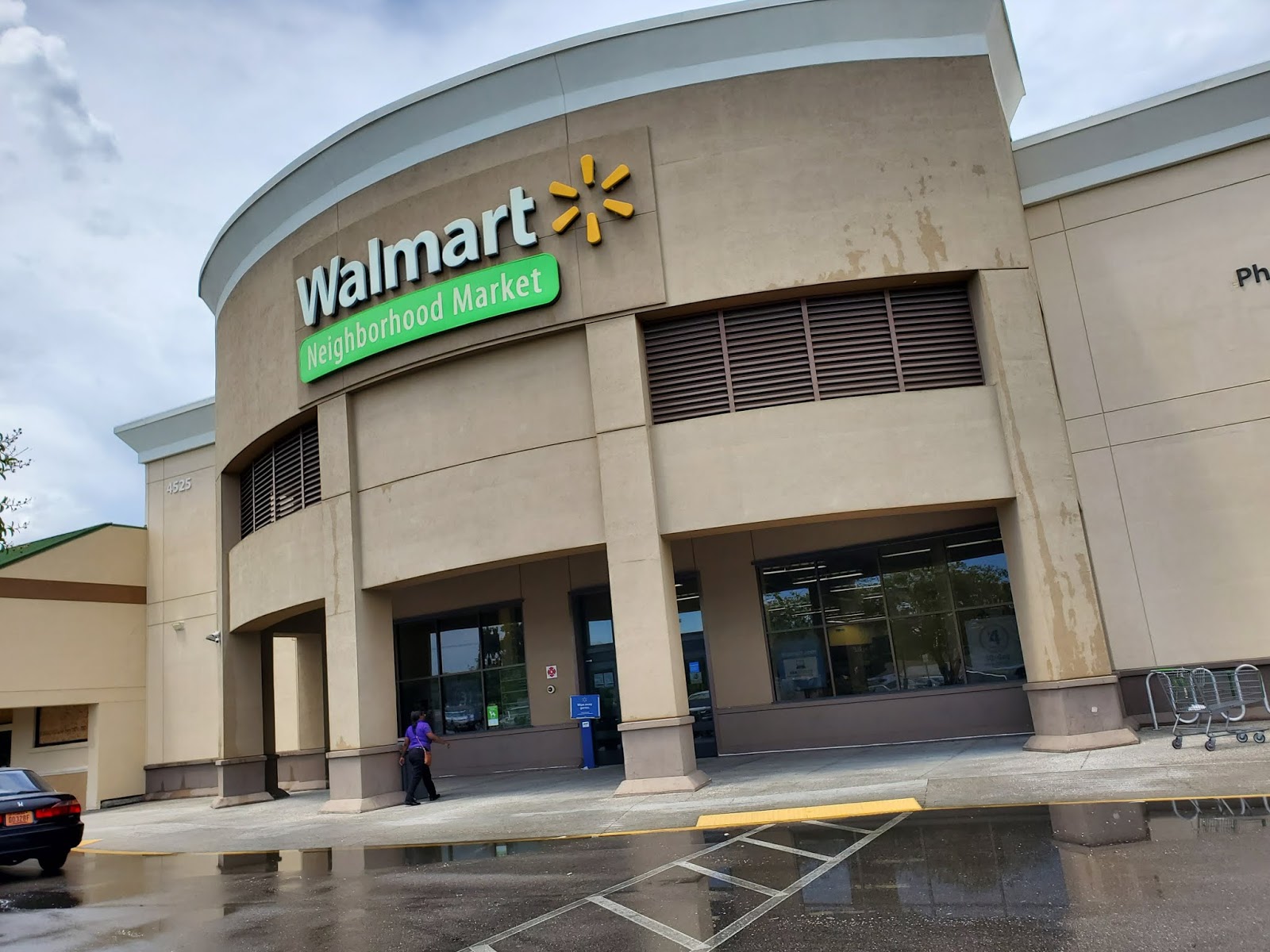 Walmart Neighborhood Market 6548 Tampa, FL