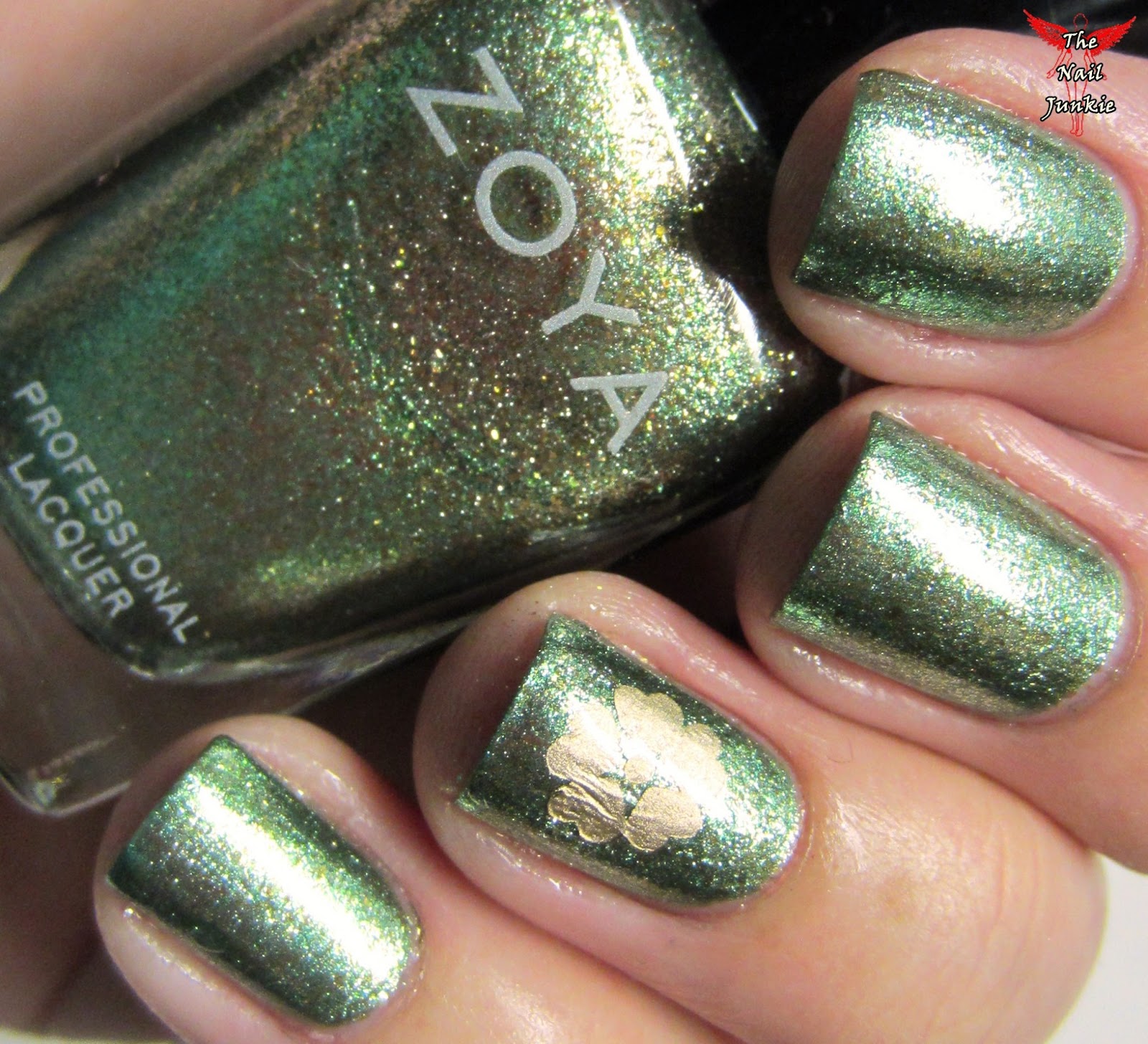 The Nail Junkie: SWATCH AND REVIEW: Zoya 