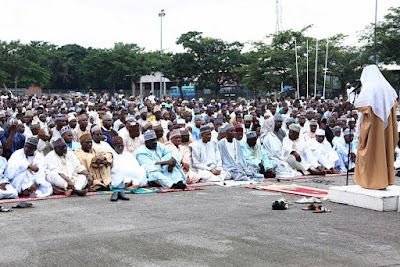 s Photos: President Buhari observes the Eid Prayers