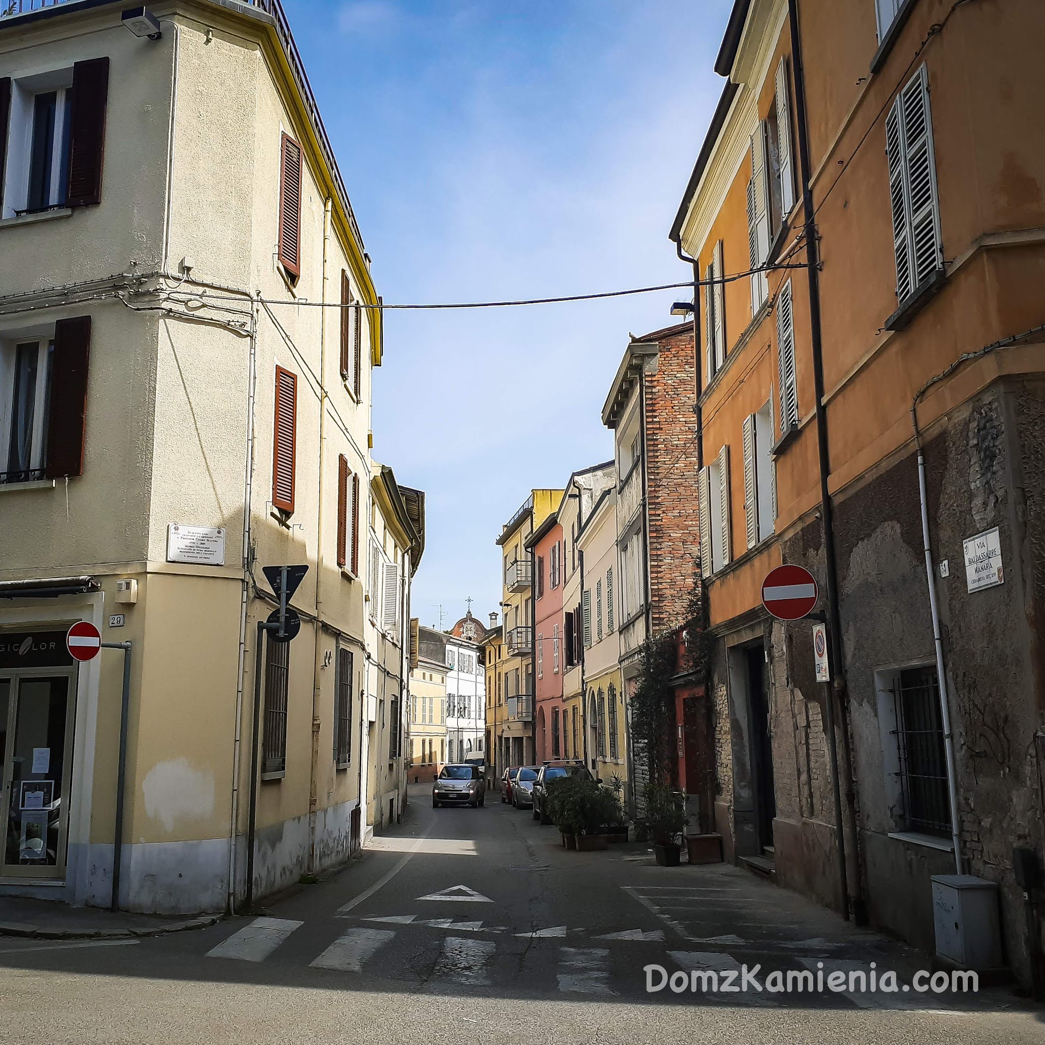 Faenza, Dom z Kamienia blog o życiu we Włoszech
