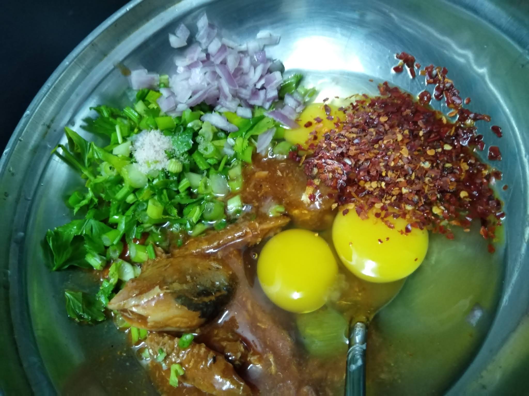 namakucella ROTI TELUR SARDIN