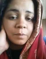 Curieusement et ironiquement, Ramla Akhtar, alias Rmla Aalam, rapporte une rumeur affirmant quelle est une terroriste. C'est l'une des diff�rentes th�ories du complot dont elle est famili�re. Voir l'article : "Qui ose dire que Rmala Aalam, alias Ramla Akhtar, est une terroriste ?" (en anglais). Son approche est originale, non seulement parce qu’elle est une femme, mais aussi parce qu’elle instrumentalise le f�minisme moderne, la lutte contre le patriarcat en Asie centrale, les pr�occupations pour l’environnement, les consid�rations relatives au d�veloppement, la pr�dication «&nbsp;religieuse&nbsp;», la condition de la m�re c�libataire et la lutte contre la non-discrimination. 